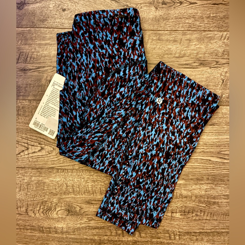 NWT Lululemon Swift Speed High-Rise size 6 multicolored purple/blue/black